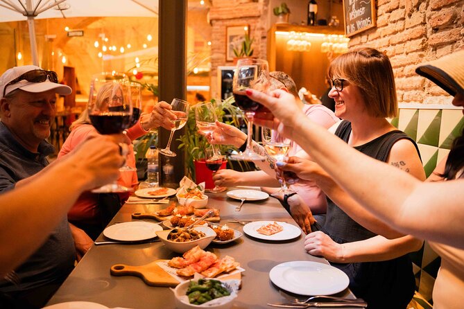 Tapas, Wine, and Culture: A Bike Ride Through Barcelonas Heart - Starting Point and Tour Schedule in Barcelona’s Old Town