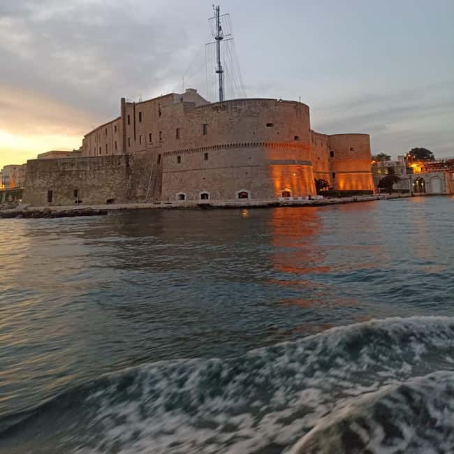 Taranto: Mar Piccolo Tour  history and nature - Starting at Molo SantEligio: The Gateway to Tarantos Waterways