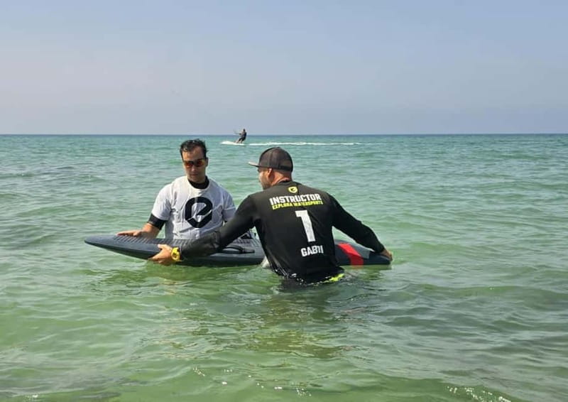 Tarifa: E-Foiling Lesson with Instructor - Key Points