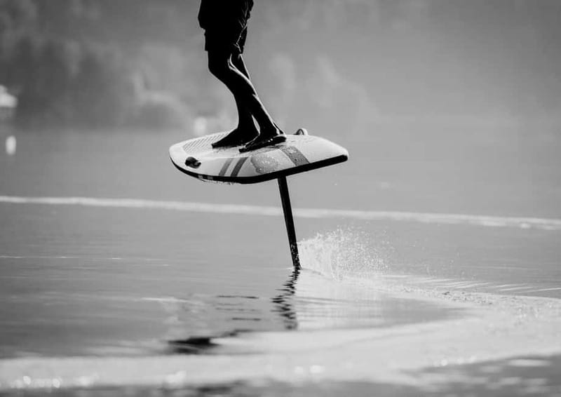 Tarifa: E-Foiling Lesson with Instructor - The Meeting Point and Rescheduling Options