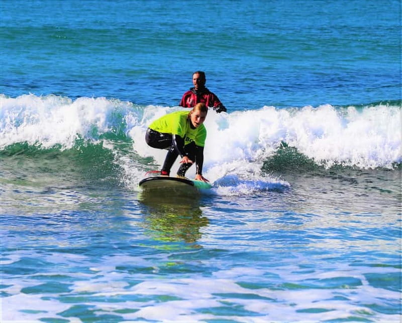 Tarifa: Group Surf Classes - Equipment and Safety: Whats Included