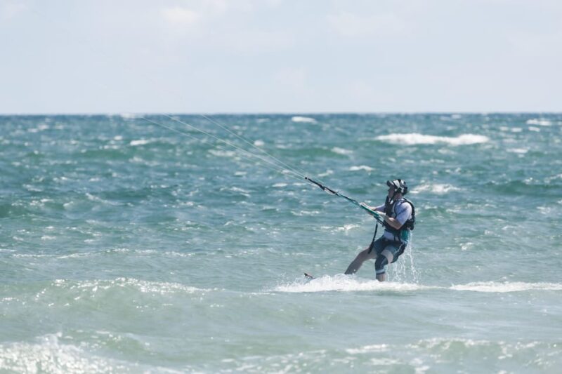 Tarifa: Kitesurfing Course with Certified Instructor - All-Inclusive Equipment for a Hassle-Free Experience