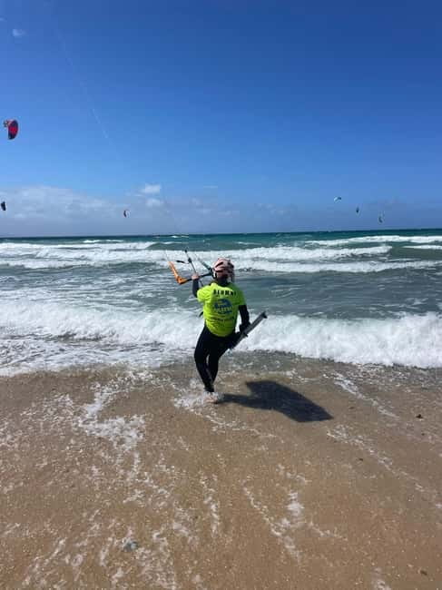 Tarifa: Kitesurfing Group Lesson - What’s Included in the Kitesurfing Group Lesson