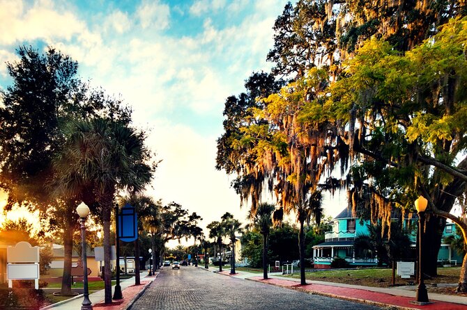 Tarpon Springs: Ghost & History Tour by Silent Slayer Ghost Tours - Key Points