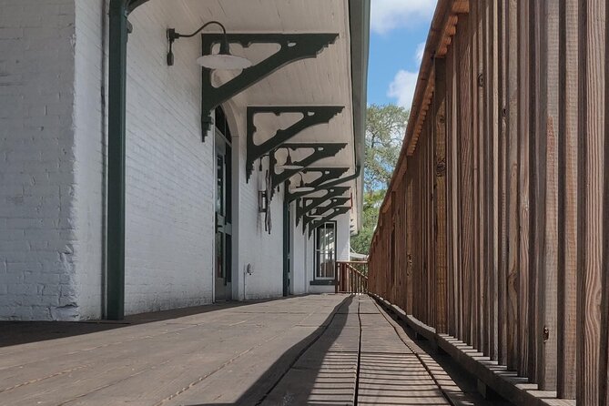 Tarpon Springs: Ghost & History Tour by Silent Slayer Ghost Tours - Starting Point: Spring Bayou on Lake Tarpon Ave