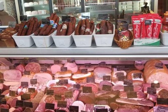 Taste Budapest - Fat Boy Foodies Walk - Sampling Hungarian Specialties at Andrassy Avenue’s Gourmet Restaurant