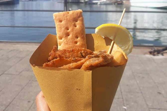 Taste Genoa: A Full Meal Walking Food Tour by Do Eat Better - Savory Pies and Focaccia with Cheese