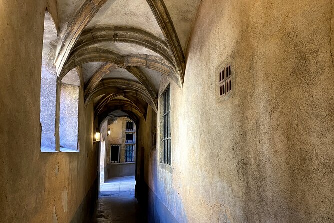 Taste Lyons Local Wines & Explore Hidden Traboules - A Perfect Activity for Wine and History Enthusiasts