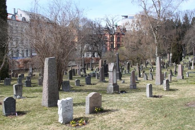 Taste of Oslo Walking Tour - The Guide: Knowledgeable and Engaging