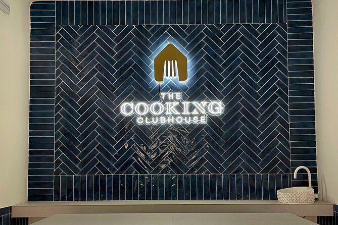 Taste of Spain: Tapas Cooking Class with Bottomless Wine Pairing - Accessibility, Dietary Needs, and Group Size