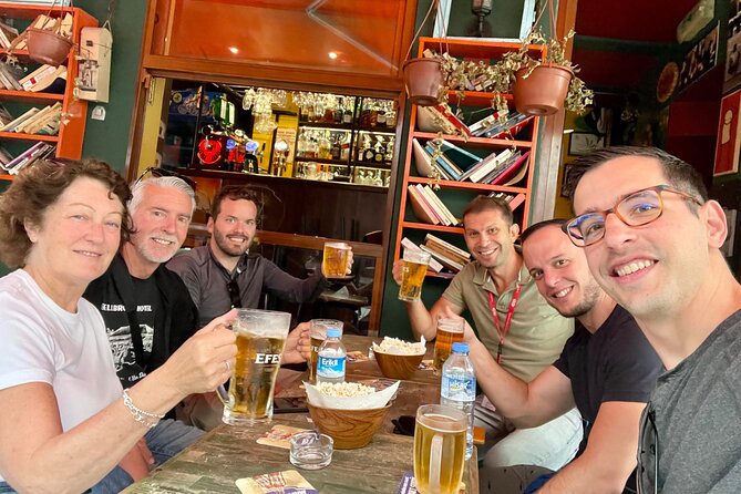 Taste of Turkey in Istanbuls Europe & Asia by Ferry Crossing - Starting Point at Hamdi Restaurant in Eminönü