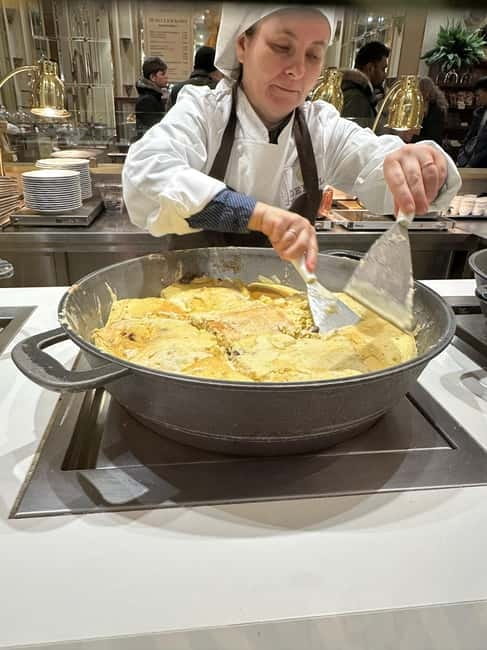 Taste of Vienna: The Ultimate Full Meal Austrian Food Tour - Dessert at a Cozy Viennese Café