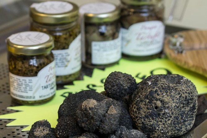 Taste Perugia Food Tour Led by Local - Tasting Ancient Legumes at Osteria a Priori