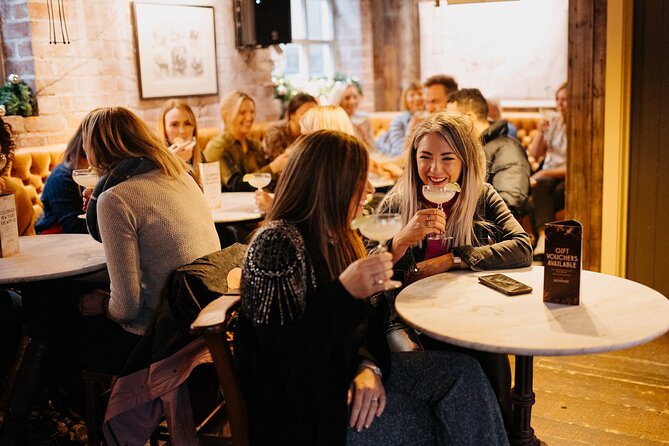 Taste & Tour: Guided Gin Tour in Belfast - Sampling at Belfast’s Top Cocktail Bar with Local Honey