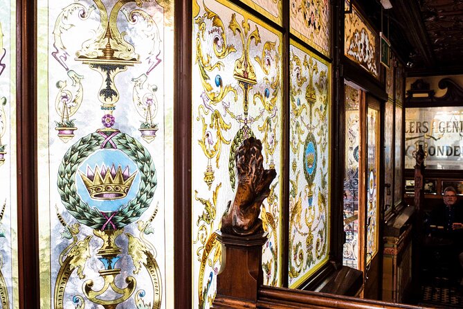 Taste & Tour: Guided Gin Tour in Belfast - The Passionate Guides and Their Impact