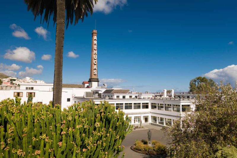 Tastes of Gran Canaria A Day of Flavours and Culture - Exploring the Town of Arucas and Its Neo-Gothic Church