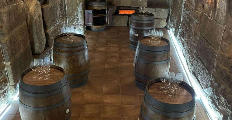 TASTING IN UNDERGROUND WINERY (DRAFT) - Authenticity of the Private Draft Cellar