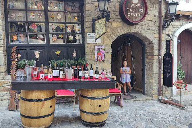 Tasting of 5 Wines - Purchase Opportunities and Regional Wine Knowledge