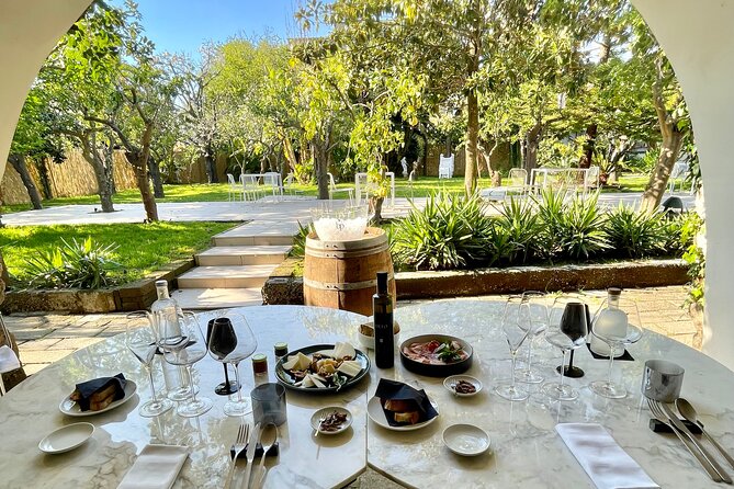 Tasting of 5 Wines with Typical Products in Sorrento - Practical Details and Group Size