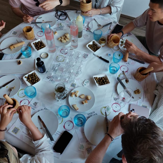 Tasting of sicilian olive oils and specialties - Exploring Sicily’s Traditional Olive Oil Production