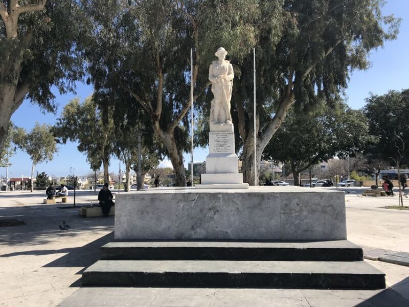 Tastings of Heraklion city - sightseeing walking tour - Sampling a Variety of Cheeses and Yogurt