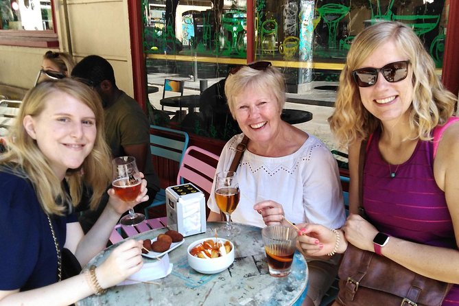 Tasty Barcelona Street Food Tour With Local Market Visit - Tasting Pinchos and Local Tapas at Placa de Sant Jaume