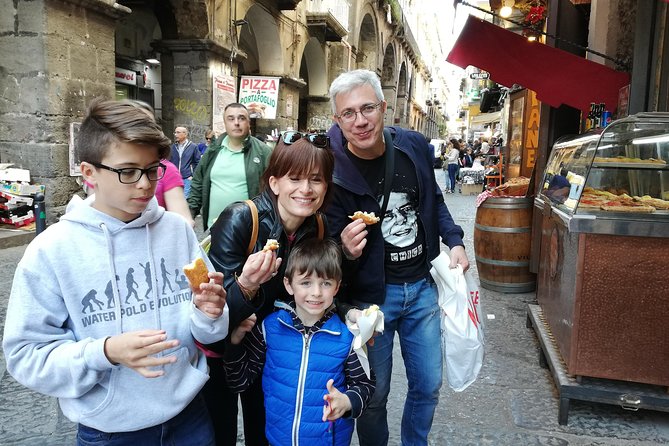 Tasty Naples Street Food Tour of MustEat Gourmet Specialties and MustSee Sites - Guide Experience and Tour Highlights
