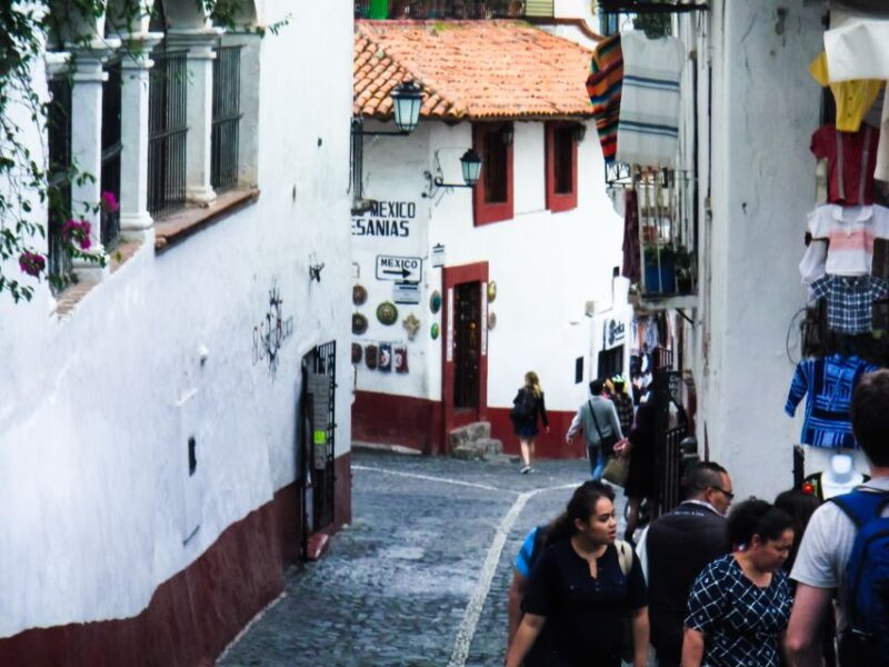 Taxco, Cacahuamilpa Caves and Cuernavaca Full-Day Tour - Exploring the Cacahuamilpa Caves in Depth