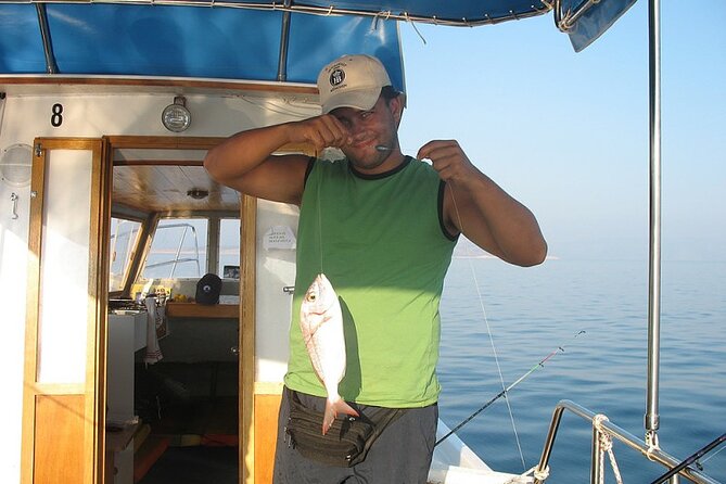 Taxi boat Kormat - Customizable Itinerary and Top Stops