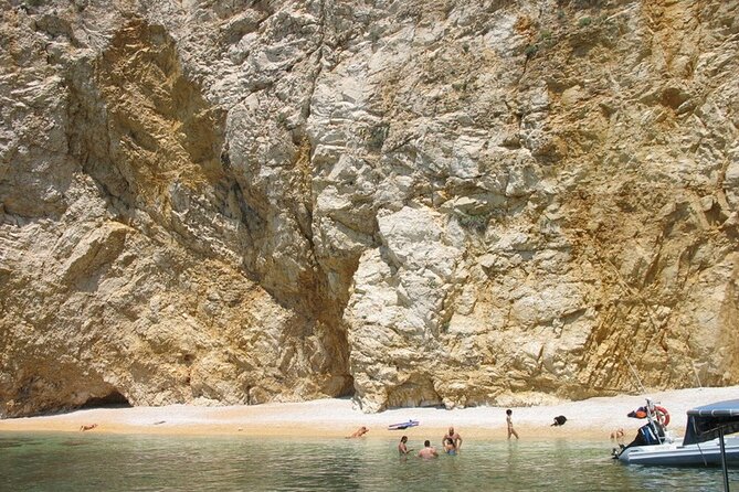 Taxi boat Kormat - What Sets Taxi boat Kormat Apart