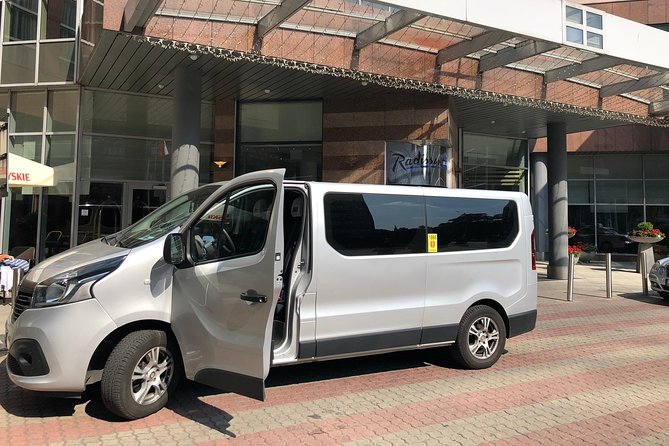 Taxi from Gdask airport to city centre ( old town Gdask ) - How to Find Your Driver at Gdansk Airport