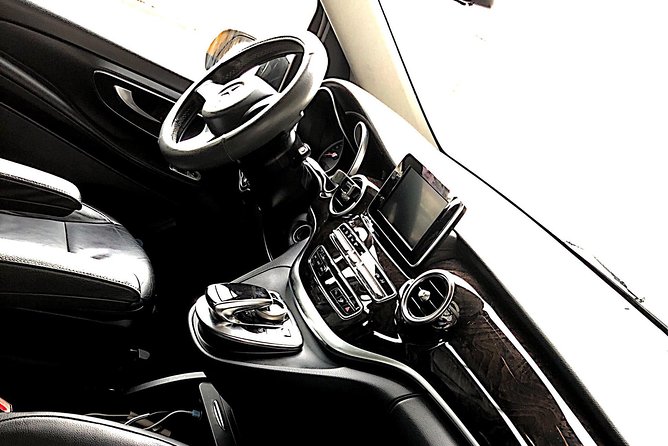 Taxi Transfers from Barcelona city to airport - Limitations and Considerations