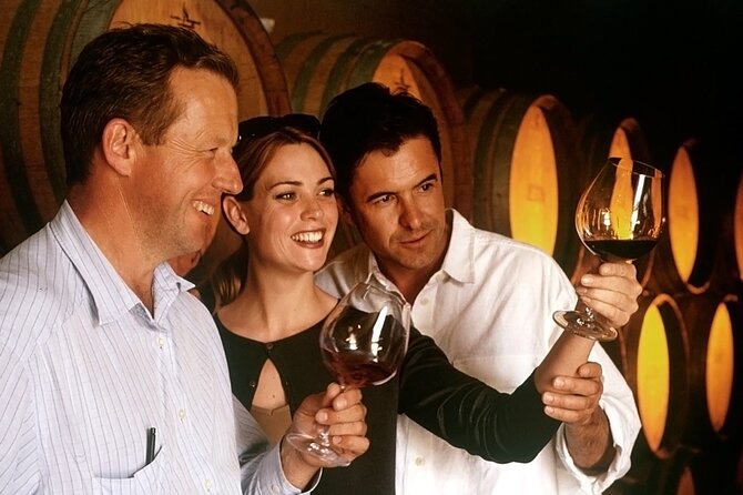 Taylor-Made Transfers in Athens ( airport , port, transfers and tours ) - Who Should Choose This Transfer Service?