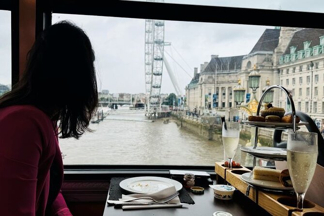 Taylor Swift-Inspired London Afternoon Tea Bus - Logistics: Meeting Point and Group Size