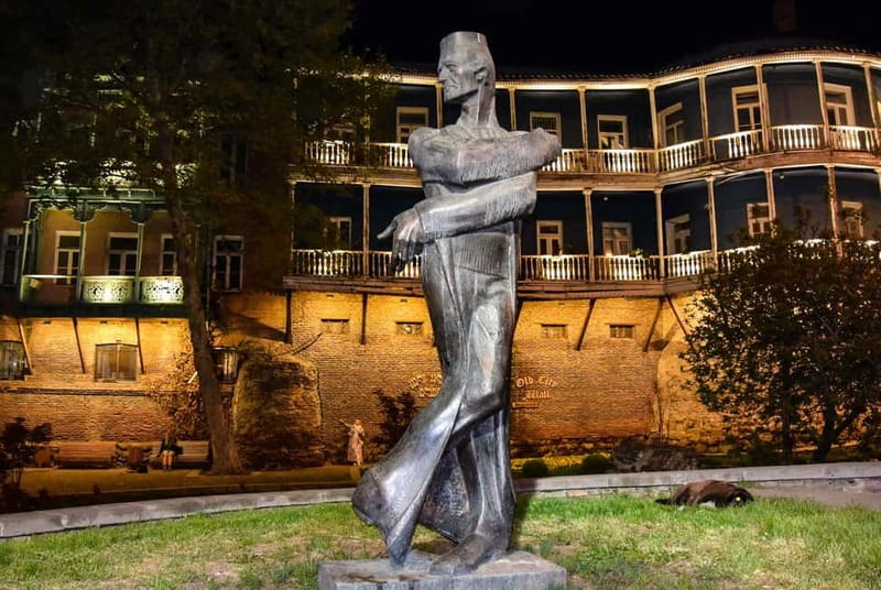 Tbilisi: 2-hours Midnight Express Guided Tour - Free Time at Baratashvili Bridge