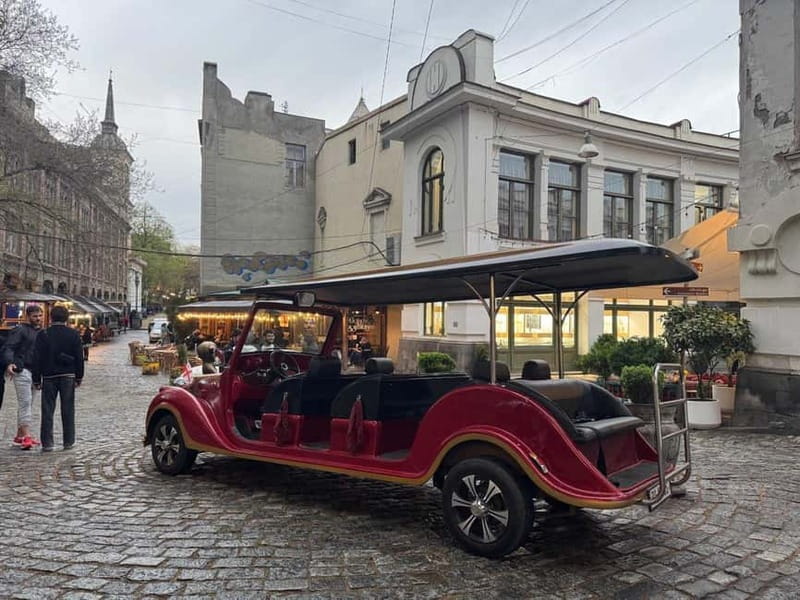 Tbilisi: 45-Minute City Tour by Retro Bus - Key Points