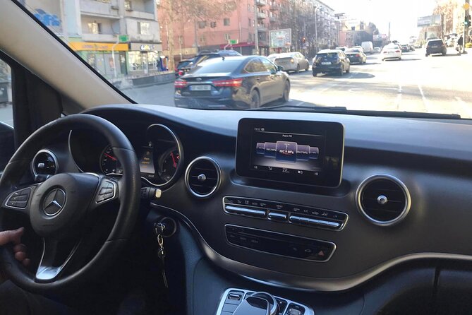 Tbilisi Airport to Gudauri, Bakuriani, Batumi, Tbilisi - Trips from Tbilisi Airport to Gudauri, Bakuriani, and Beyond