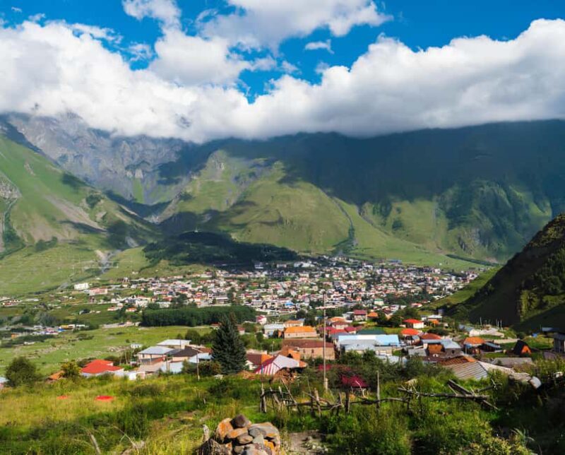 Tbilisi: All-Inclusive Kazbegi Trip & Khinkali Masterclass - Practicalities: Meeting Point, Transport, and Group Size