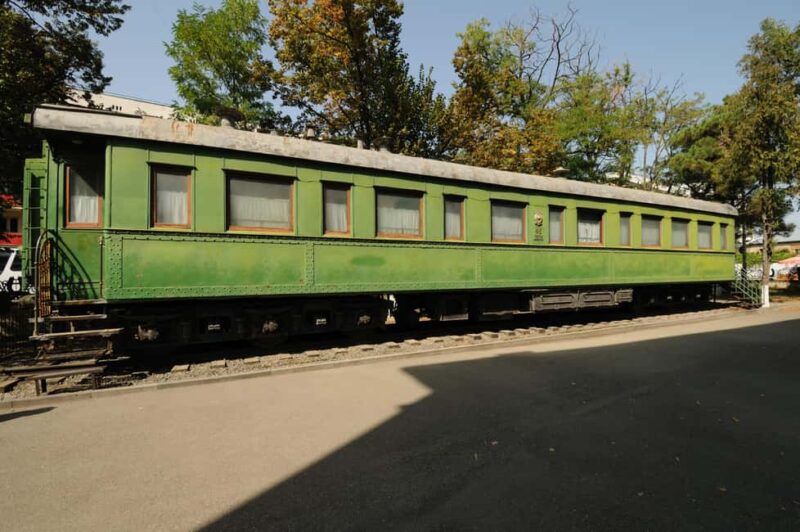 Tbilisi: All inclusive Mtskheta & Gori with Family Lunch - Visiting the Stalin Museum: A Step Back in Time