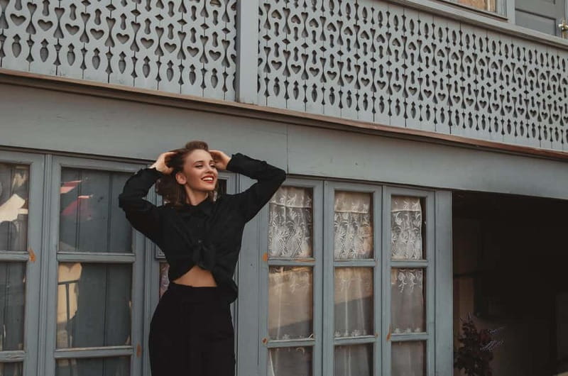 Tbilisi: Alternative Guided Walking Tour with Wine & Snacks - Discover Tbilisi’s Hidden Corners with an Alternative Guided Walking Tour