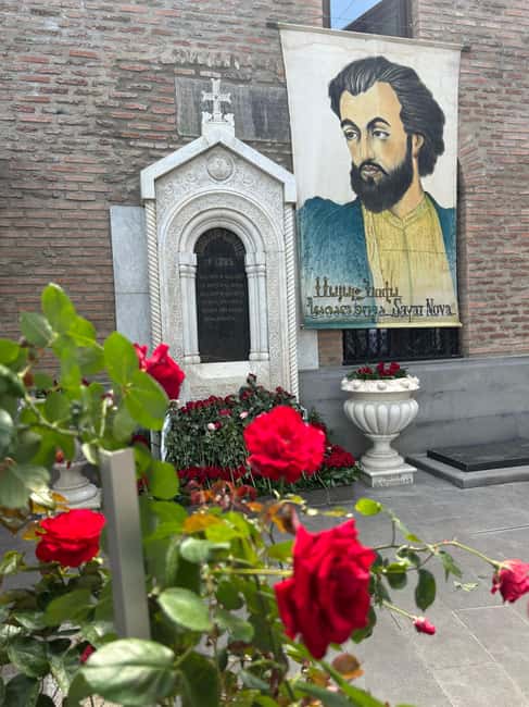 Tbilisi: Armenian Heritage Walking Tour - Armenian Community Streets and Property Ownership