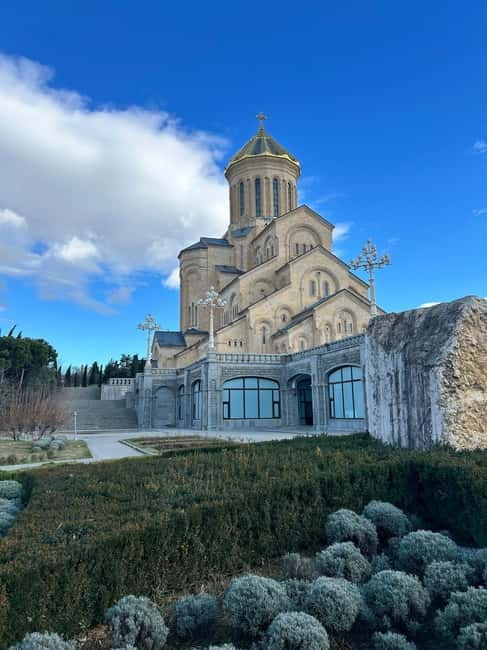 Tbilisi Beer Tasting Walking Tour - Exploring the Old Town Neighborhoods of Tbilisi