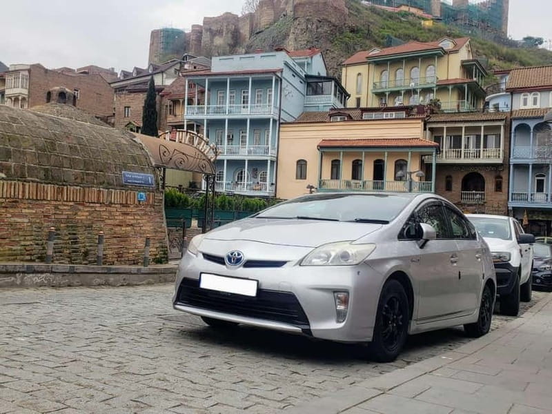 Tbilisi: Caucasus Mountains by Cab and On Foot with a Local - Relaxing Break in Pasanauri