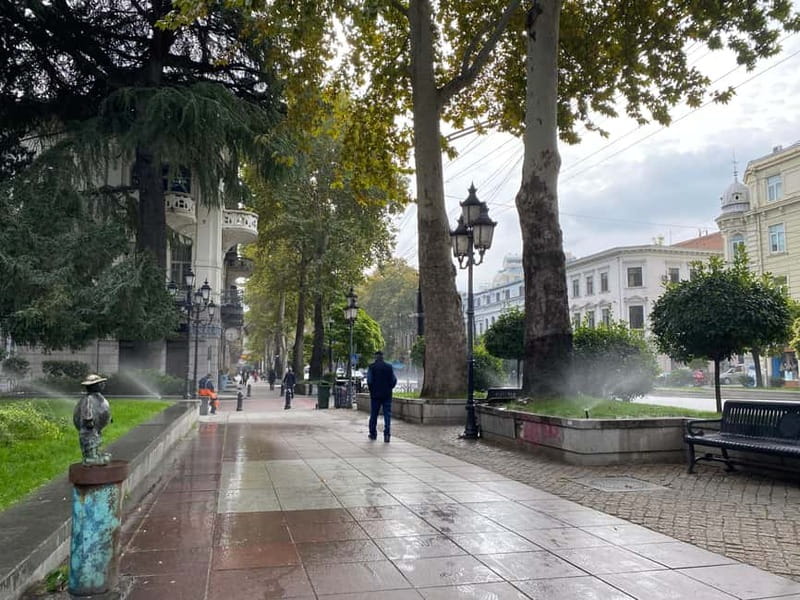 Tbilisi: Central Parks and Beautiful Cafes with 5 Tastings - Key Points