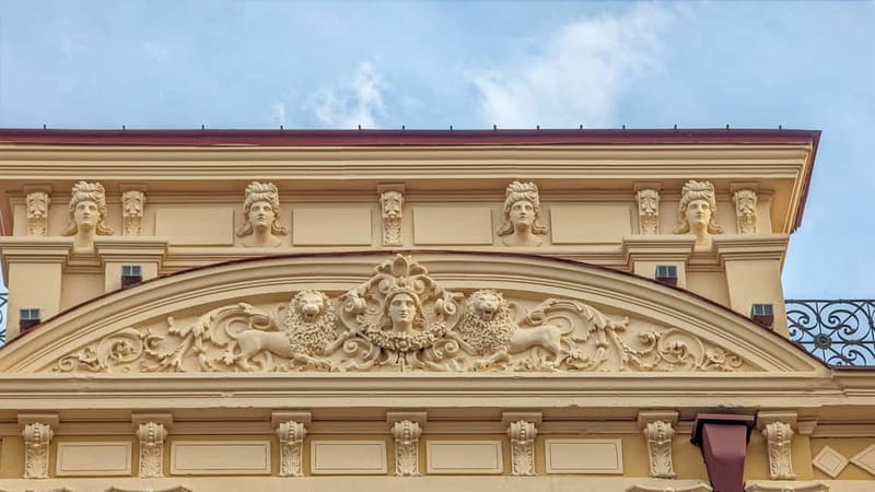 Tbilisi: Christmas Market & Hidden Gems Guided Walking Tour - Weather Considerations and Practical Tips