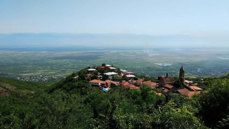 Tbilisi: Chronicle of Georgia, Bodbe & Sighnaghi Tour - Exploring Sighnaghi: The Romantic Town of Georgia