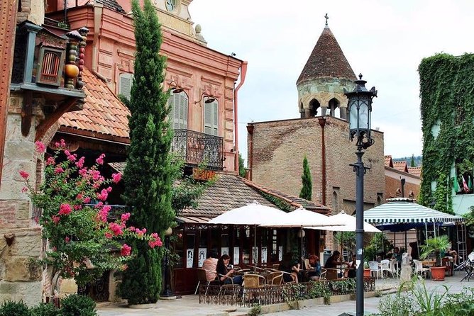 Tbilisi City Private Walking Tour, Ride by Cable Car to Narikala Fortress - Discovering Chreli Abano: Old Tbilisi’s Sulphur Baths