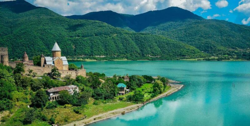 Tbilisi: Dariali Day Trip Kazbegi Gudauri - The Route from Tbilisi to the Zhinvali Reservoir and Ananuri Fortress