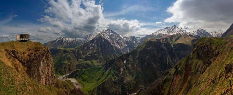 Tbilisi: Day Trip To Kazbegi Including Hotel Pick Up - Visiting Gergeti Trinity Church