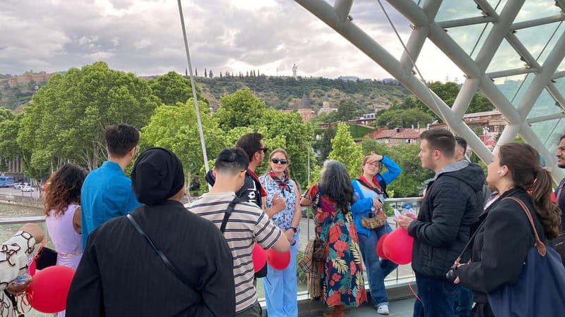 Tbilisi: Evening Walking Tour with Optional Wine & Boat Ride - The Architectural Marvel: Bridge of Peace